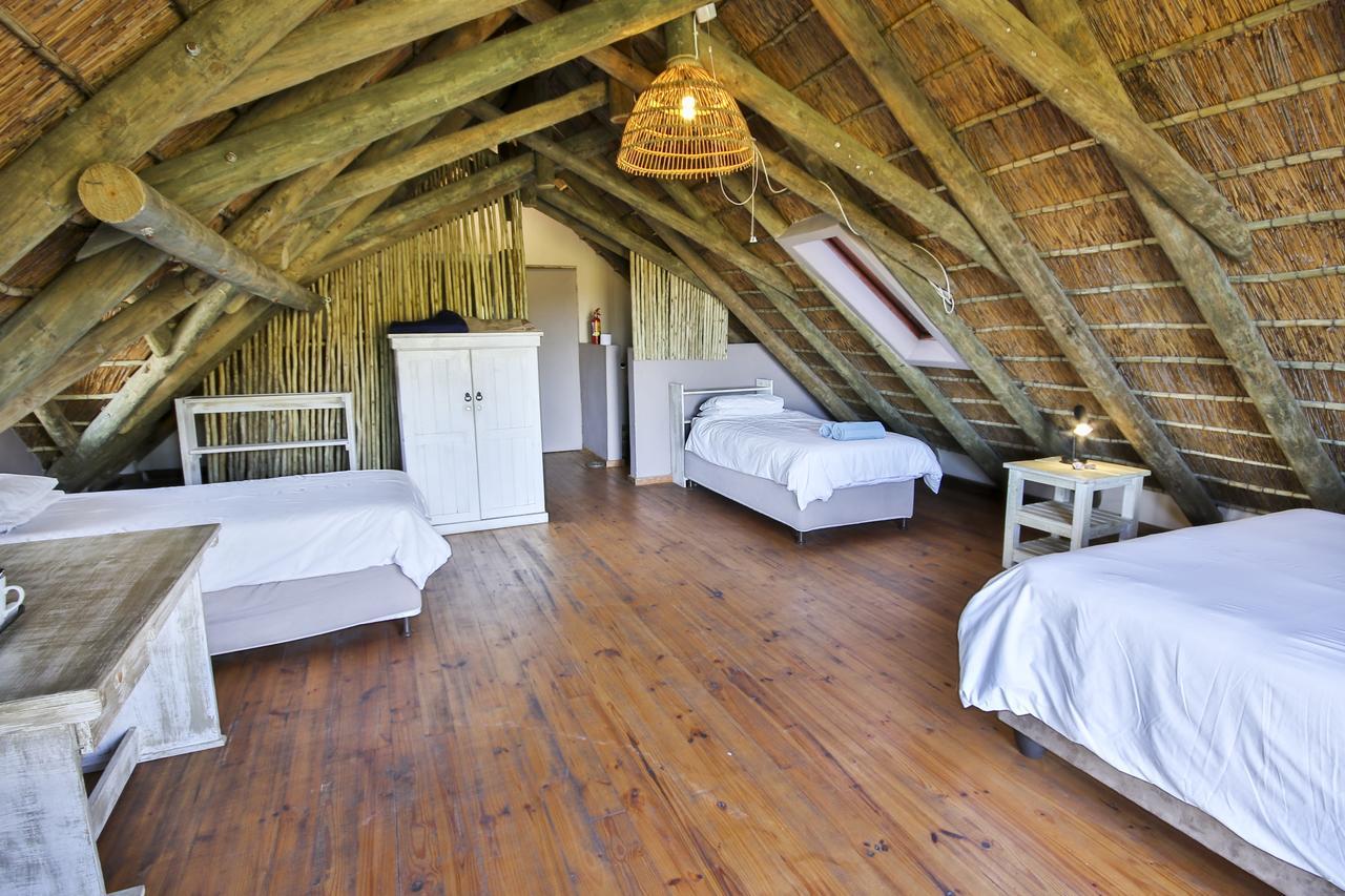 Oyster Bay Beach Lodge Exteriör bild