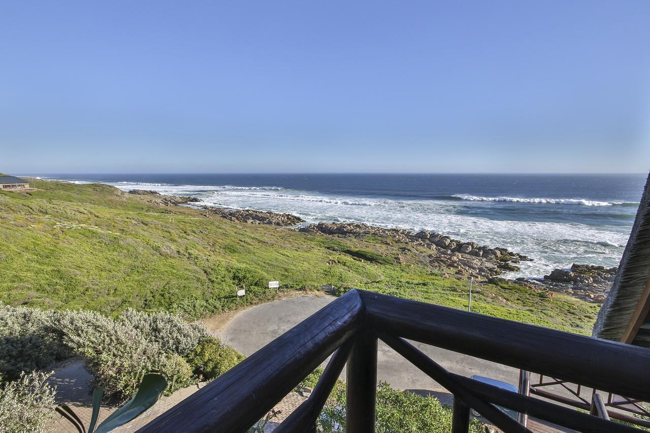 Oyster Bay Beach Lodge Exteriör bild